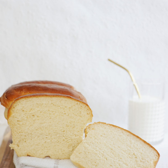 Fluffy Milk Bread