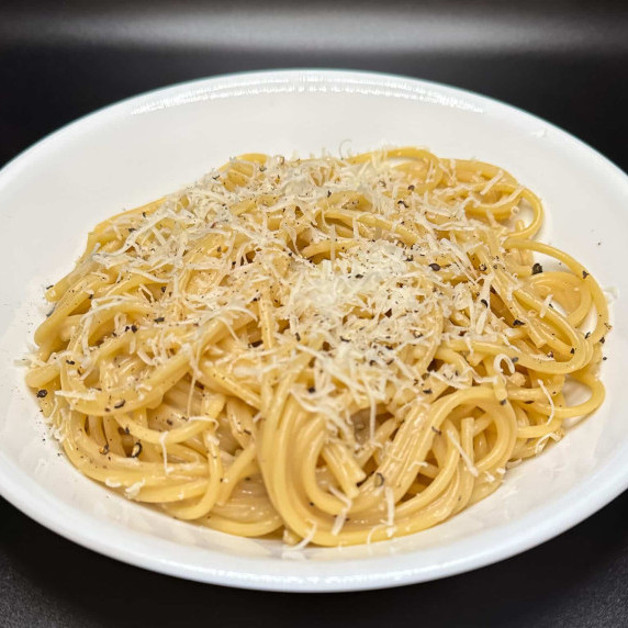 Authetic Cacio e Pepe 