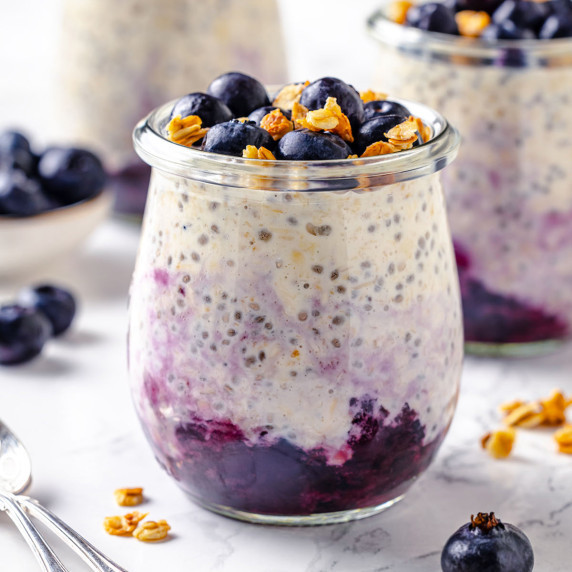 Blueberry Cheesecake Overnight Oats