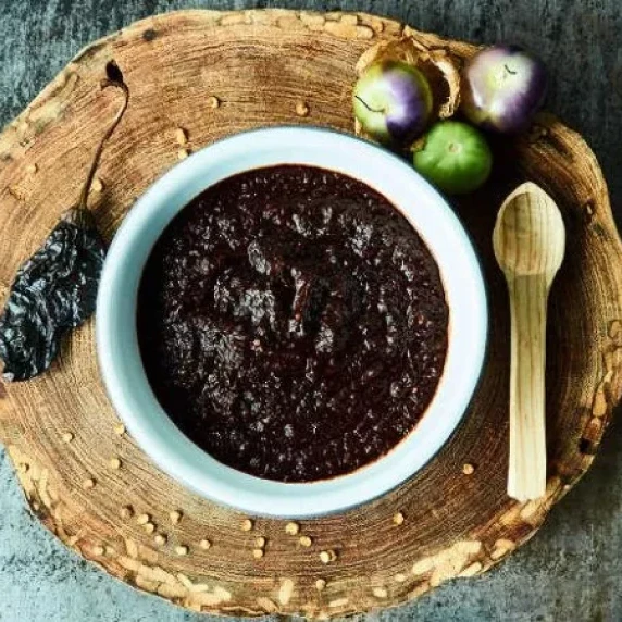 Chile Pasilla Tomatillo Salsa