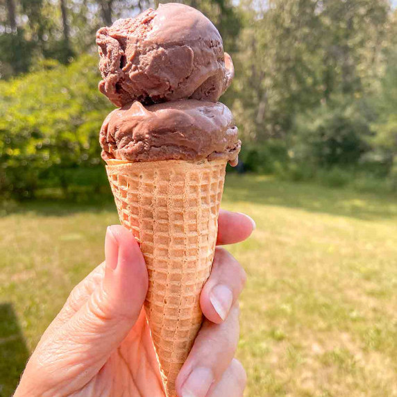 Homemade Chocolate Frozen Yogurt
