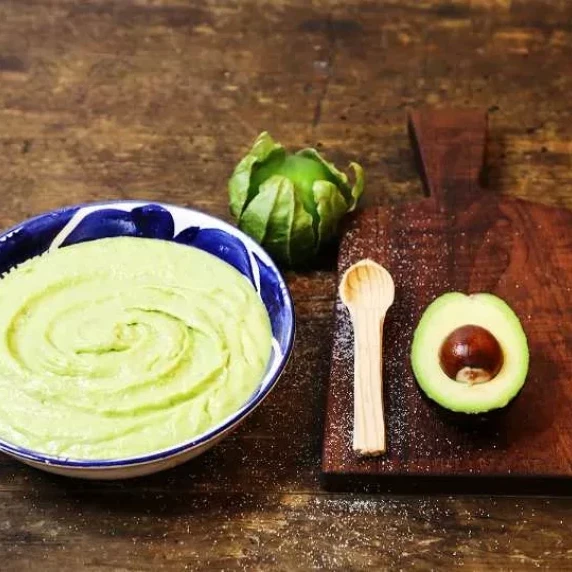 Creamy Avocado Salsa serve in a bowl