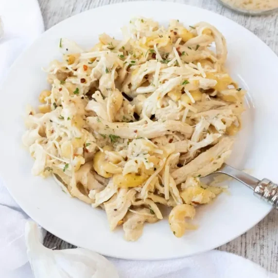 Garlic pasta with chicken