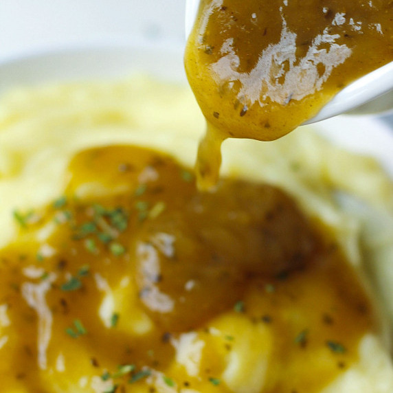 easy vegan gravy in a gravy boat