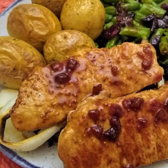 Delicious Fig Glazed Pork Chops