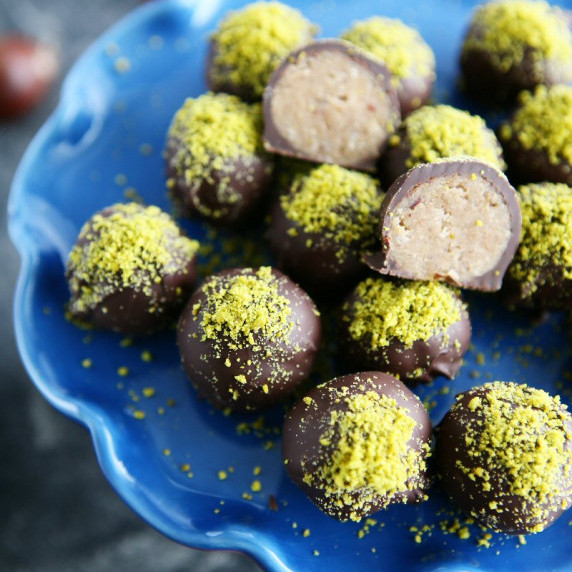 Karyoka - Turkish Chestnut Truffles