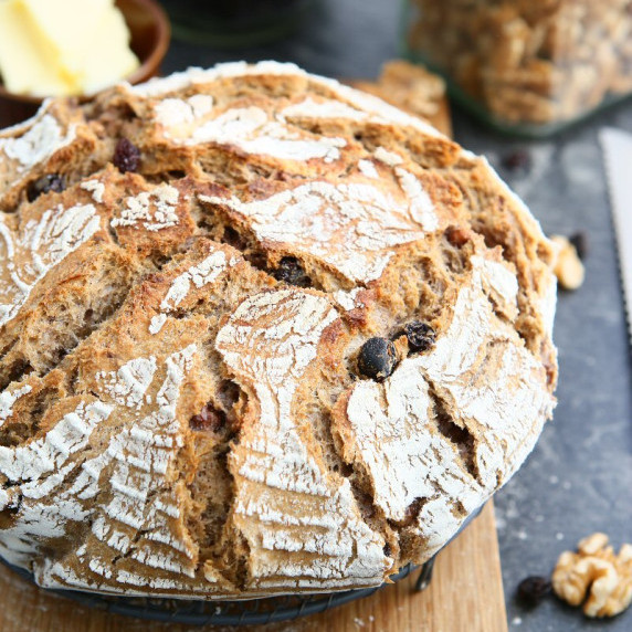 Spelt Bread with Walnuts and Raisins