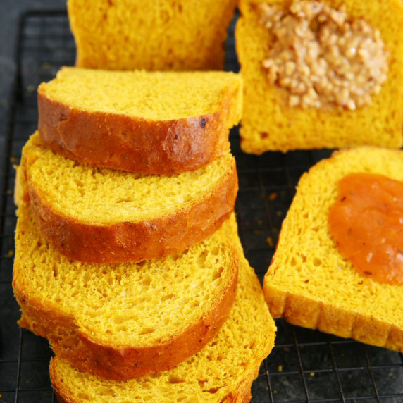 Rustic Yeast Carrot Bread