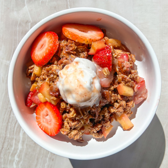 Easy Strawberry Apple Crumble Recipe