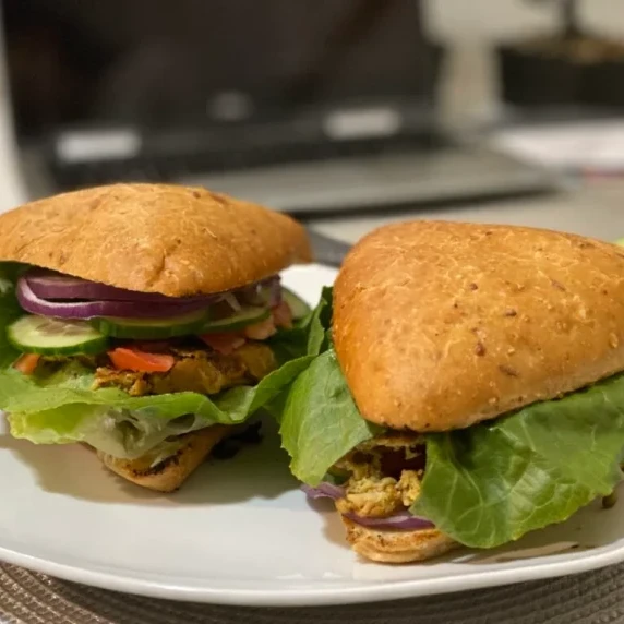 mini beef burgers