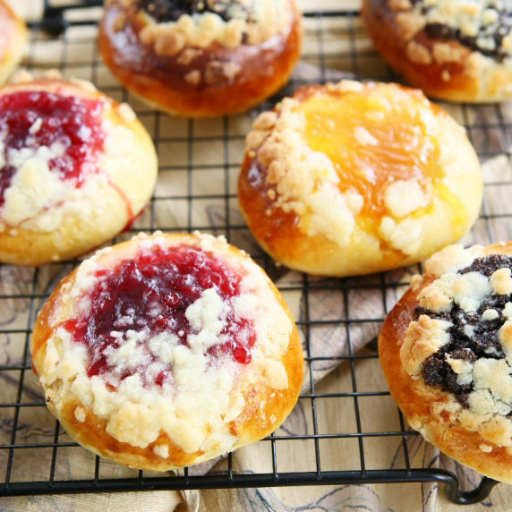 Kolache - Czech Sweet Pastries 