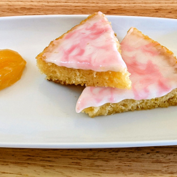 Garlick Bites | Lemon Drizzle Cake