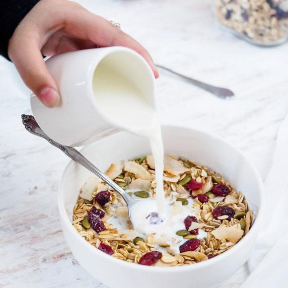 Bowl of muesli.