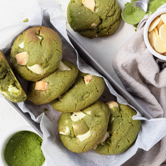 Soft, crisp and chewy matcha green tea white chocolate cookies