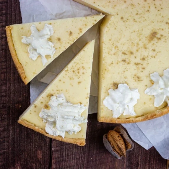 Cardamom and saffron chiffon cake with whipped cream