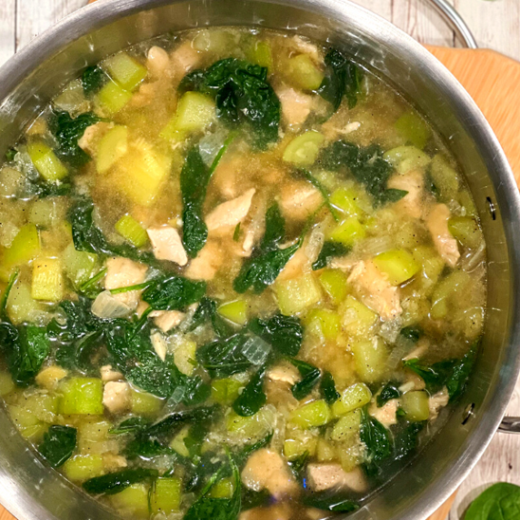chicken tinola with spinach