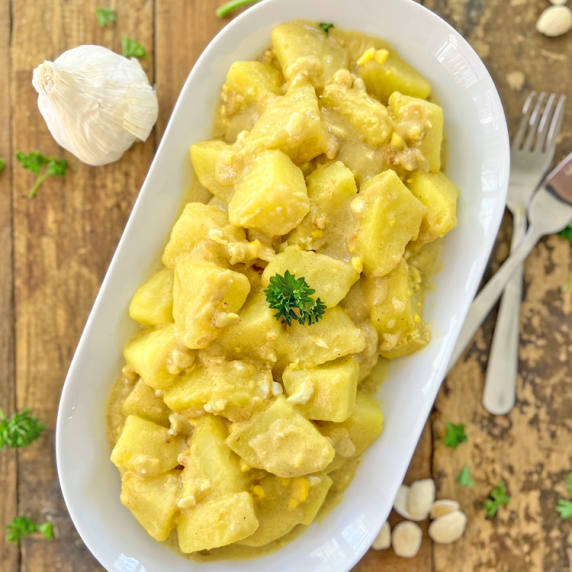 Spanish Potatoes in Almond Sauce