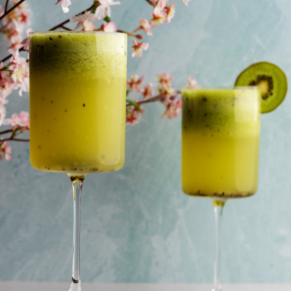 Kiwi Gin Cocktail in a glass