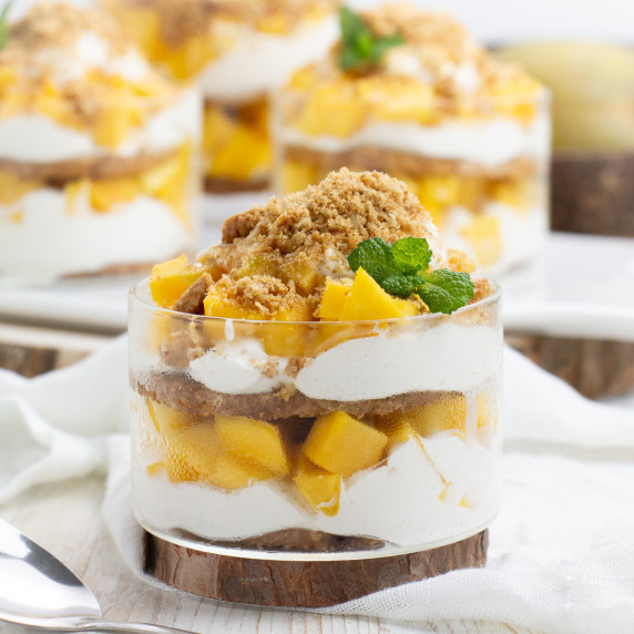 mango chilled dessert