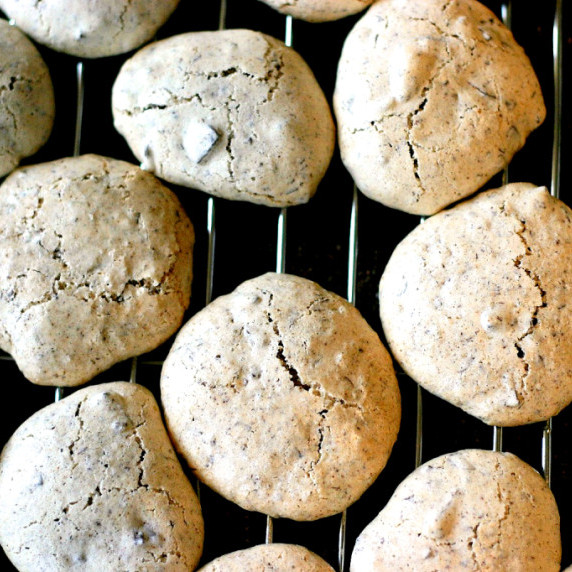 Mom’s Chocolate Chip Meringues
