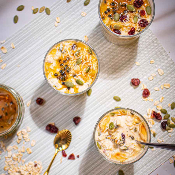 Passionfruit Overnight Oats vegan