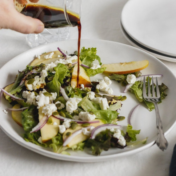 apple red onion and goat cheese salad