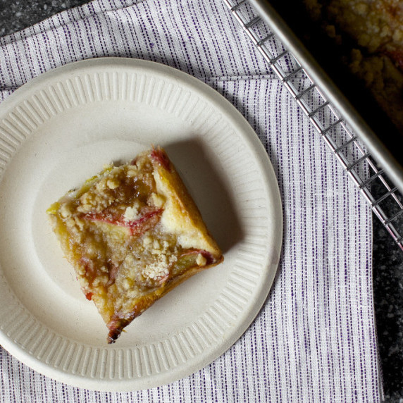 Rhubarb Snacking Cake