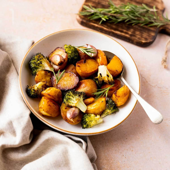 Roasted Garlic and Rosemary Potatoes