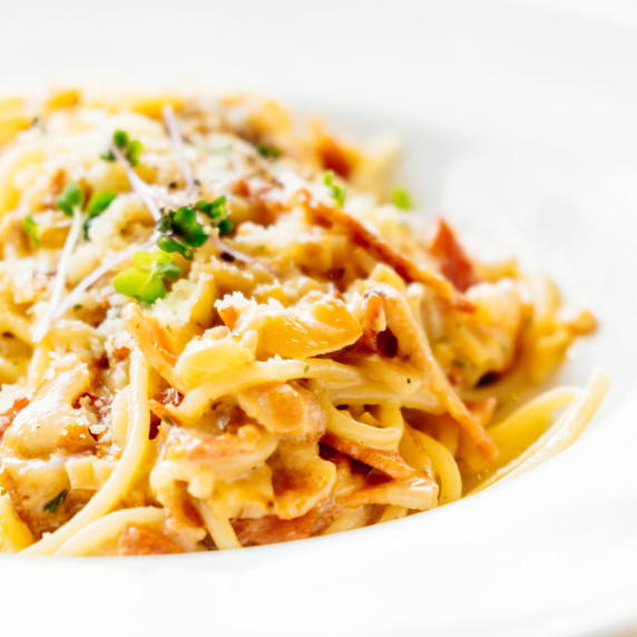 spaghetti with cream cheese