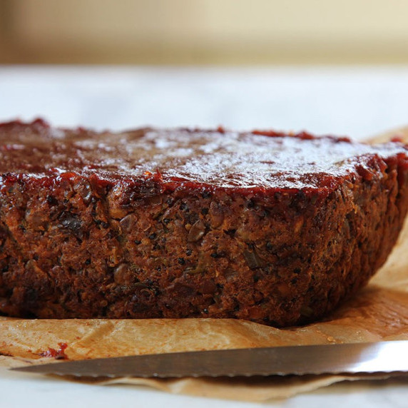 This complete vegetarian protein Quinoa Lentil Loaf is packed with mouth-watering savory nutrition, 